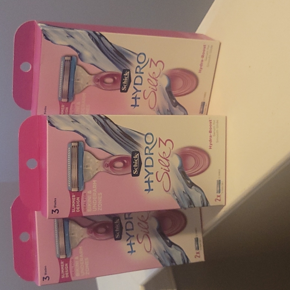 Schick Hydro Silk 3 Razors Set of 3